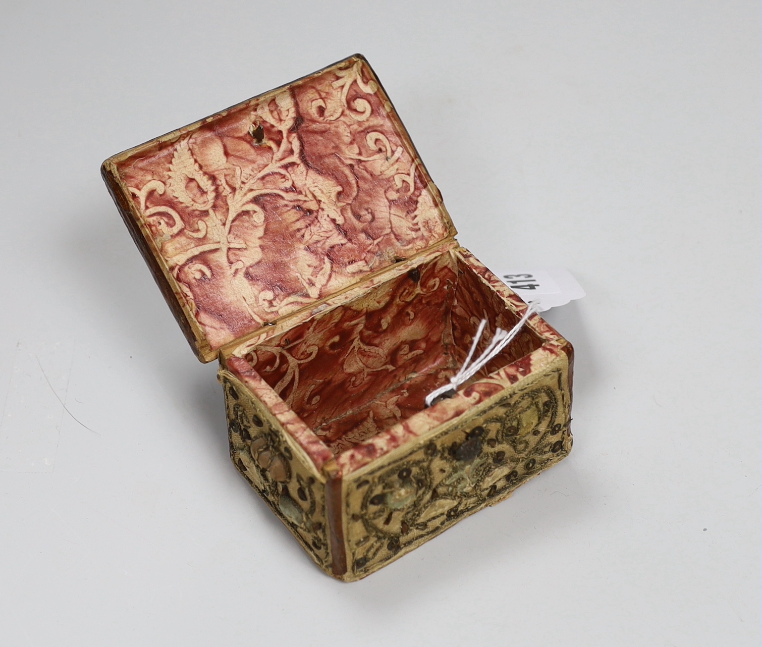 An early 18th century stump work box with floral embroidery and sequins, 9.5cm wide